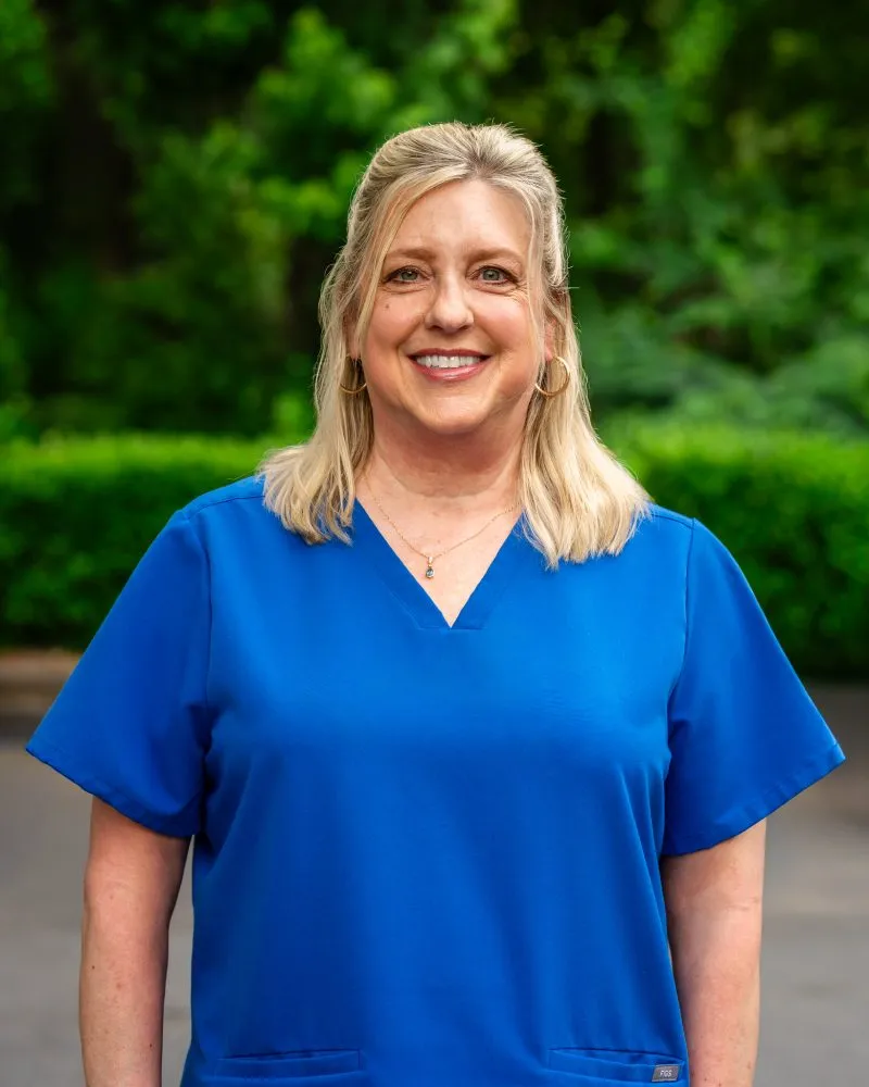Lisa - Front Desk Coordinator